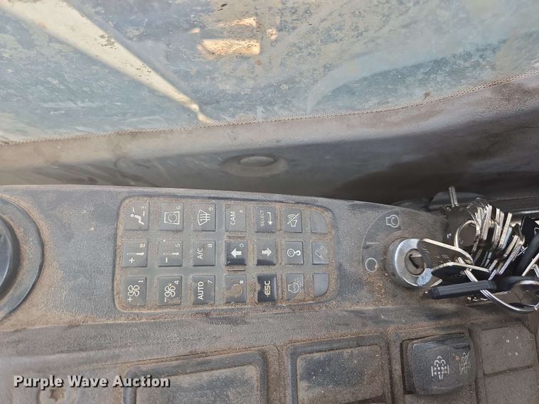 image for item DW1991 2014 Volvo EC480DL excavator