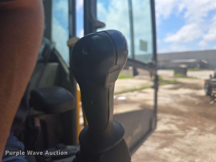 image for item DW1991 2014 Volvo EC480DL excavator