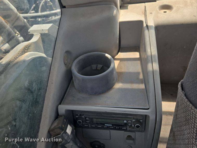 image for item DW1991 2014 Volvo EC480DL excavator