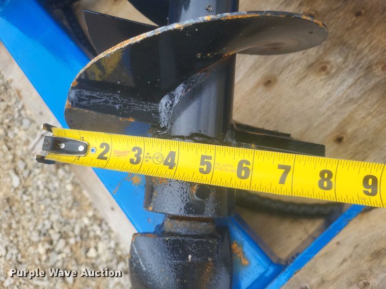 image for item DW7045 GIYI skid steer auger