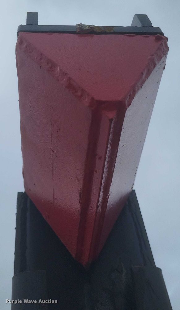 image for item DW7047 Raytree RMLS18T skid steer log splitter