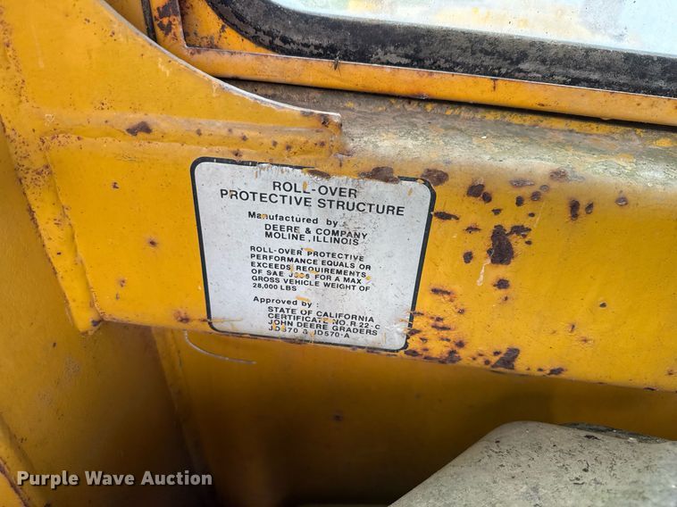 image for item DX5467 1975 John Deere 570A motor grader