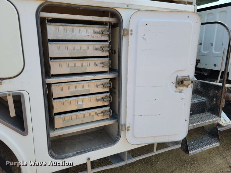 image for item DX6995 2013 Freightliner M2 bucket truck