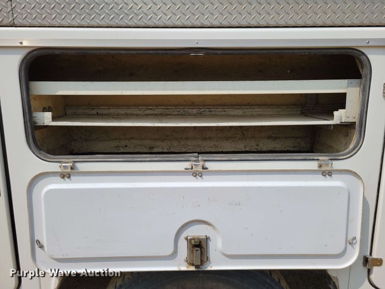 image for item DX6995 2013 Freightliner M2 bucket truck