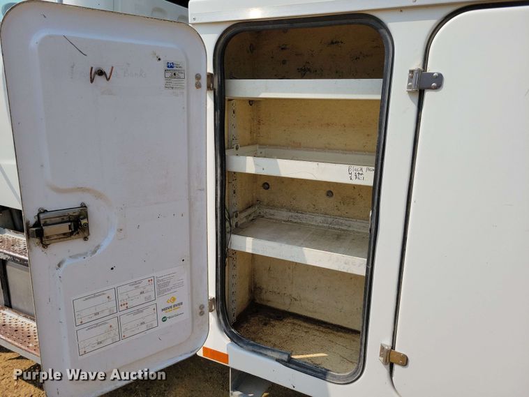 image for item DX6995 2013 Freightliner M2 bucket truck