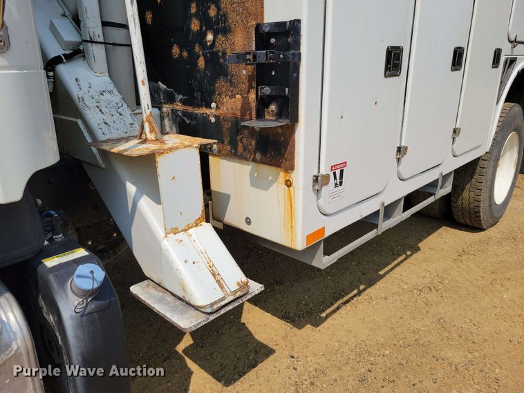 image for item DX6995 2013 Freightliner M2 bucket truck