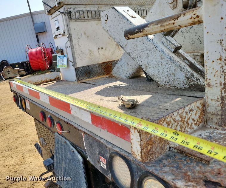 image for item DX6995 2013 Freightliner M2 bucket truck