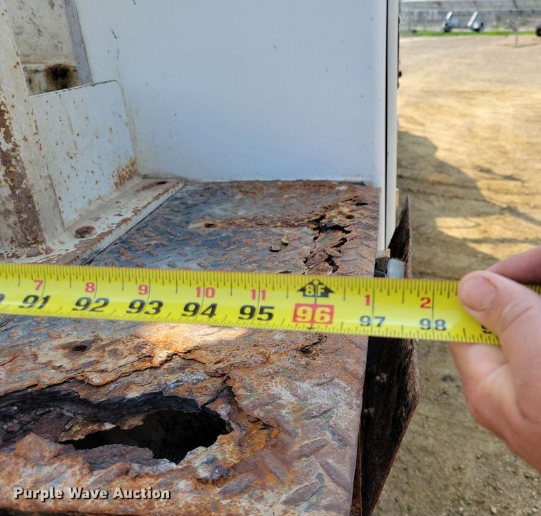 image for item DX6995 2013 Freightliner M2 bucket truck