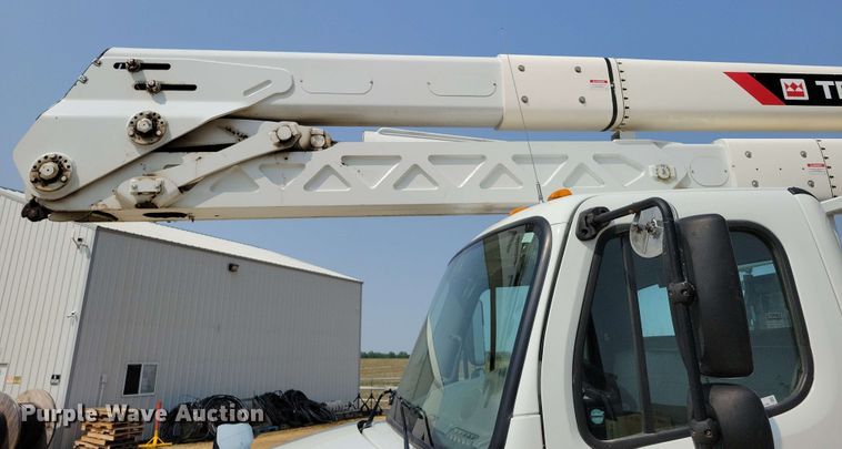 image for item DX6995 2013 Freightliner M2 bucket truck