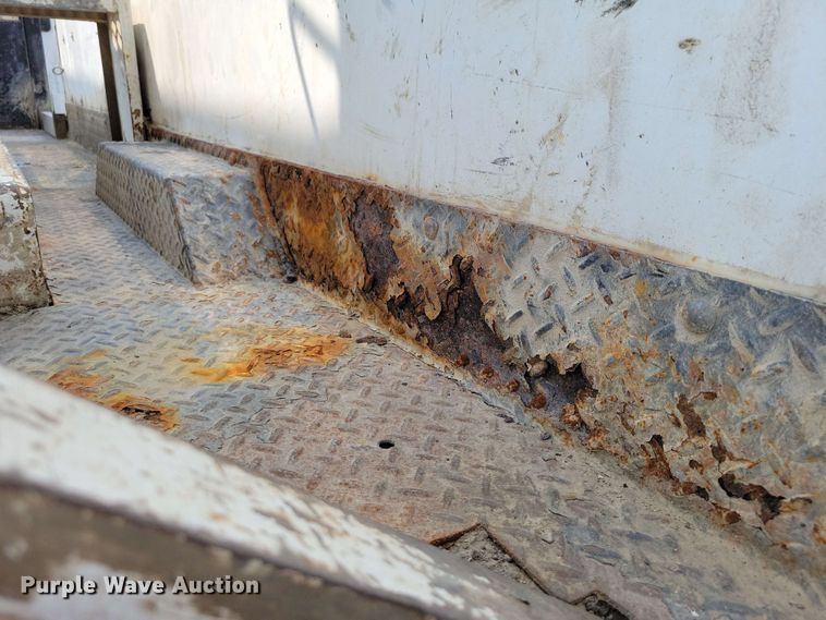 image for item DX6995 2013 Freightliner M2 bucket truck