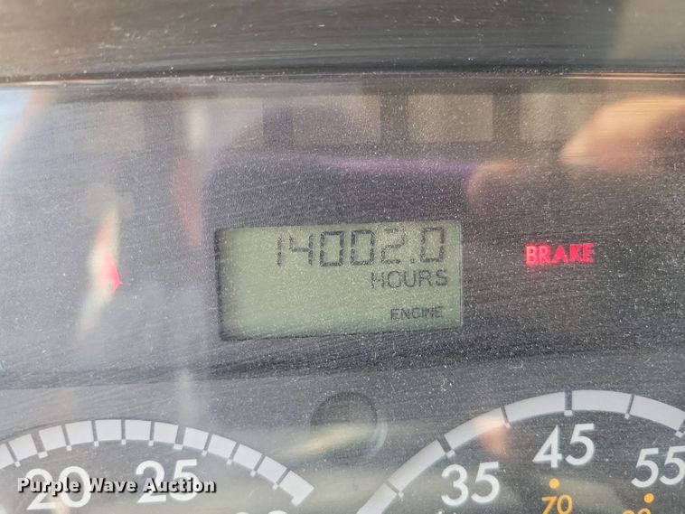 image for item DX6995 2013 Freightliner M2 bucket truck