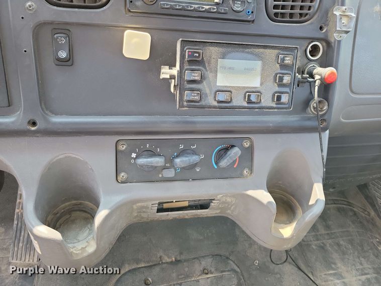 image for item DX6995 2013 Freightliner M2 bucket truck