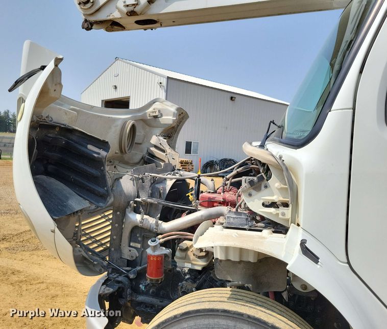 image for item DX6995 2013 Freightliner M2 bucket truck