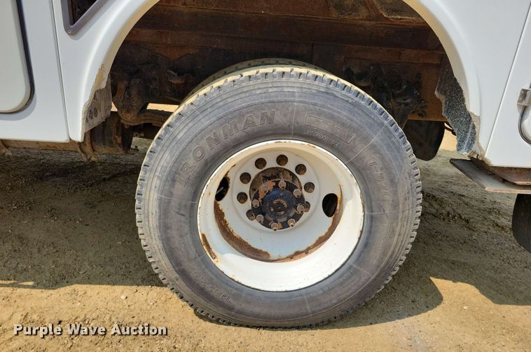 image for item DX6995 2013 Freightliner M2 bucket truck