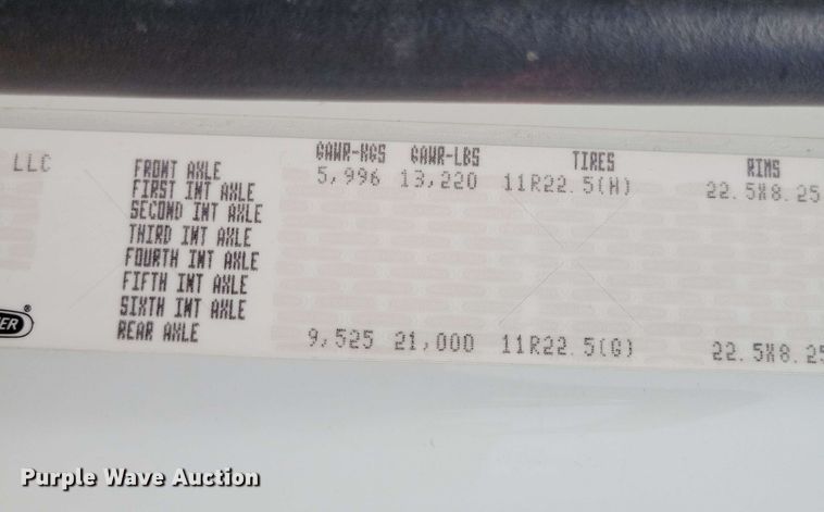 image for item DX6995 2013 Freightliner M2 bucket truck