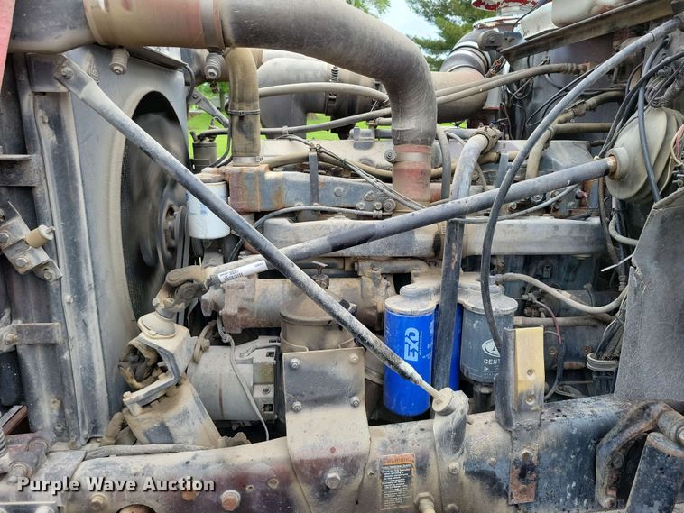 image for item DX6997 1990 Mack RB690S dump truck