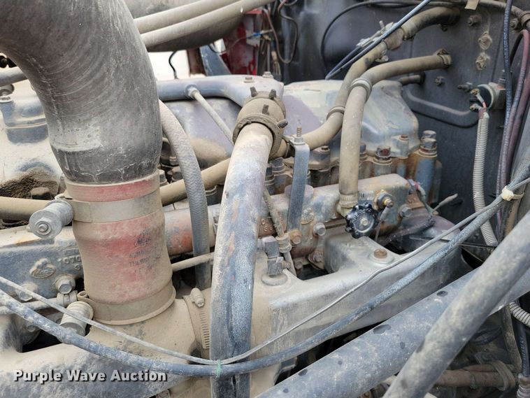 image for item DX6997 1990 Mack RB690S dump truck