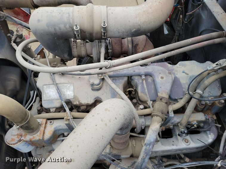 image for item DX6997 1990 Mack RB690S dump truck