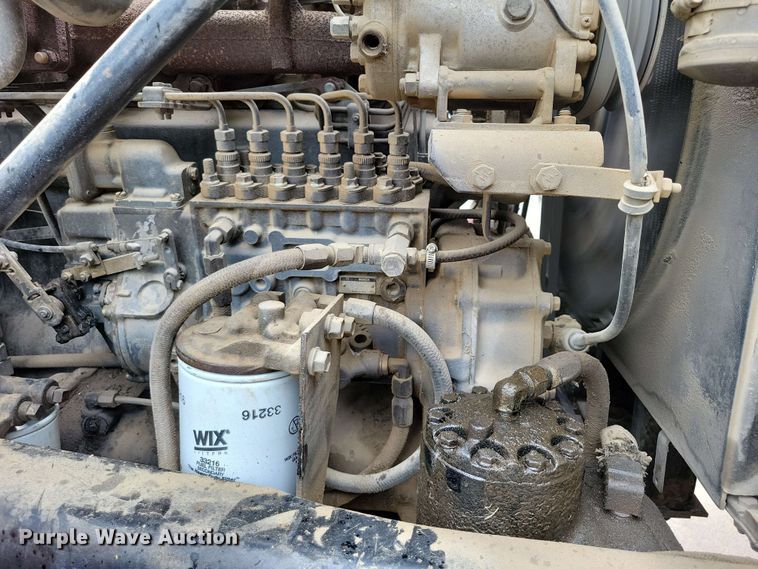 image for item DX6997 1990 Mack RB690S dump truck