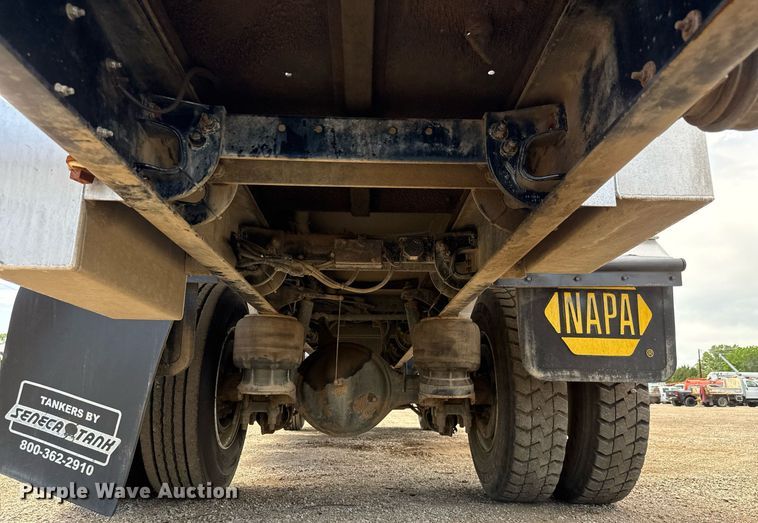 image for item DY0018 2019 Peterbilt 337 fuel truck