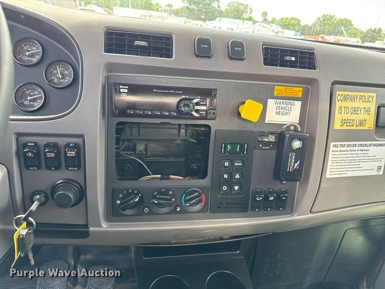 image for item DY0018 2019 Peterbilt 337 fuel truck