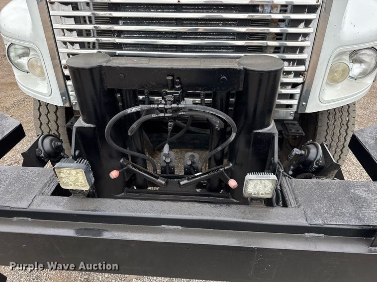 image for item DY0021 2007 Freightliner Business Class M2 Crew Cab crane truck