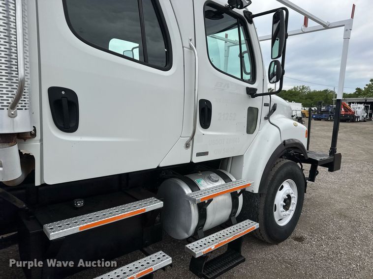 image for item DY0021 2007 Freightliner Business Class M2 Crew Cab crane truck