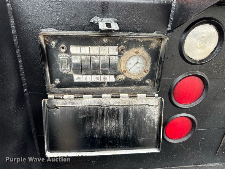 image for item DY0021 2007 Freightliner Business Class M2 Crew Cab crane truck