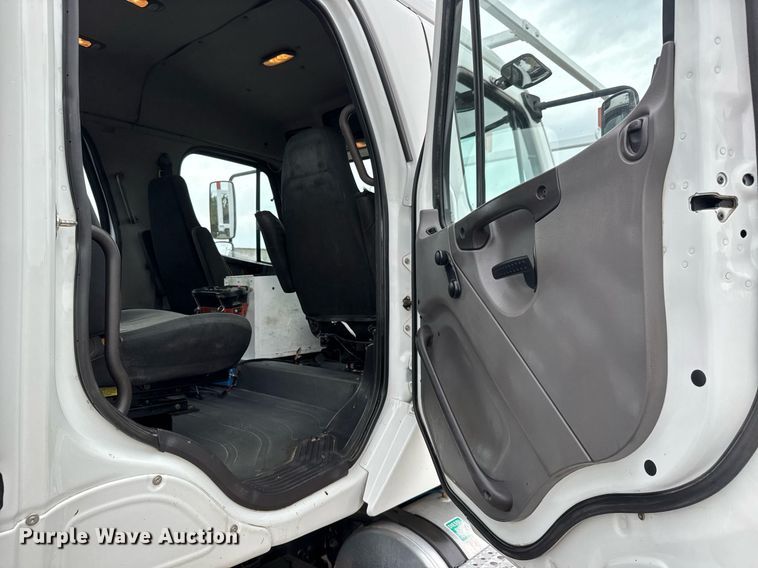 image for item DY0021 2007 Freightliner Business Class M2 Crew Cab crane truck