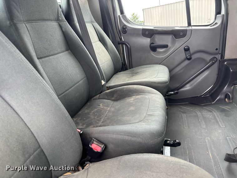 image for item DY0021 2007 Freightliner Business Class M2 Crew Cab crane truck