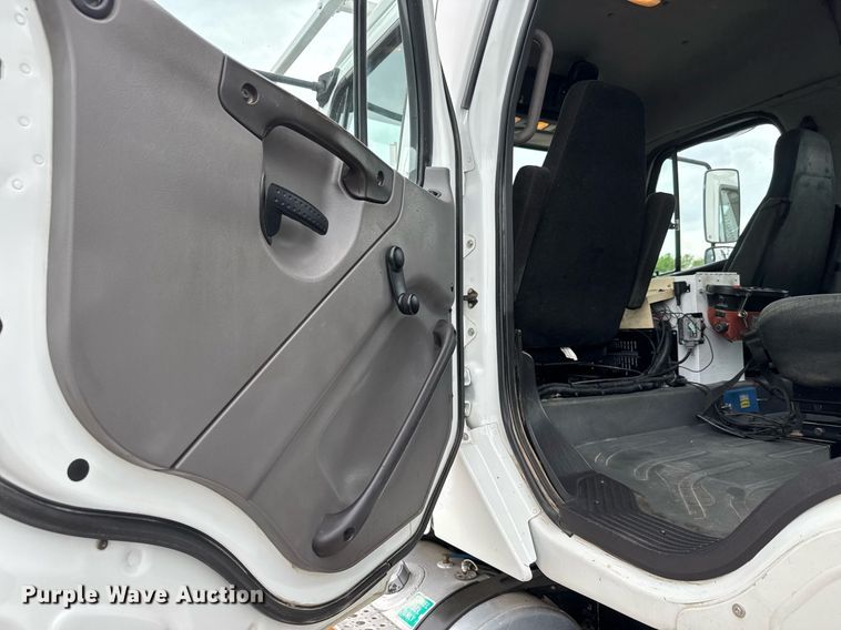 image for item DY0021 2007 Freightliner Business Class M2 Crew Cab crane truck