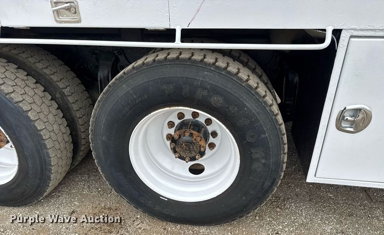 image for item DY0021 2007 Freightliner Business Class M2 Crew Cab crane truck