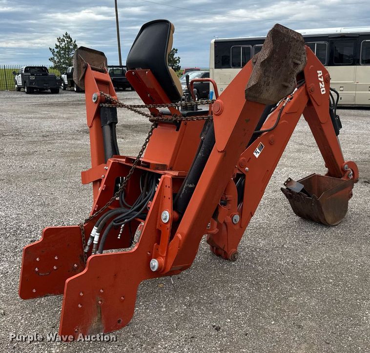 image for item DY0049 2005 Ditch Witch A720 Backhoe attachment