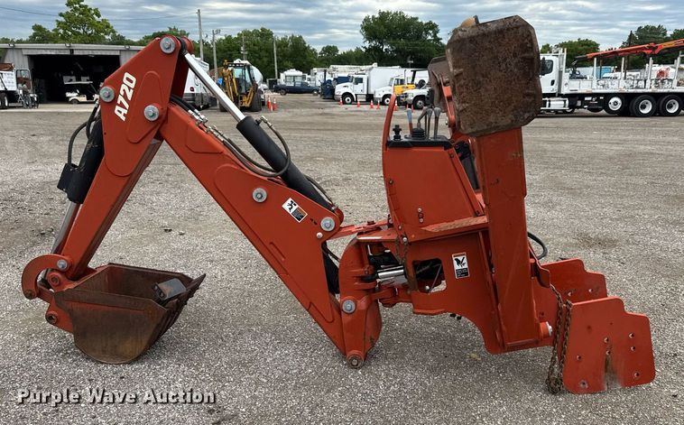 image for item DY0049 2005 Ditch Witch A720 Backhoe attachment