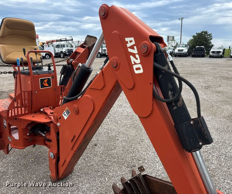 image for item DY0049 2005 Ditch Witch A720 Backhoe attachment