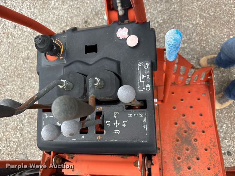 image for item DY0049 2005 Ditch Witch A720 Backhoe attachment