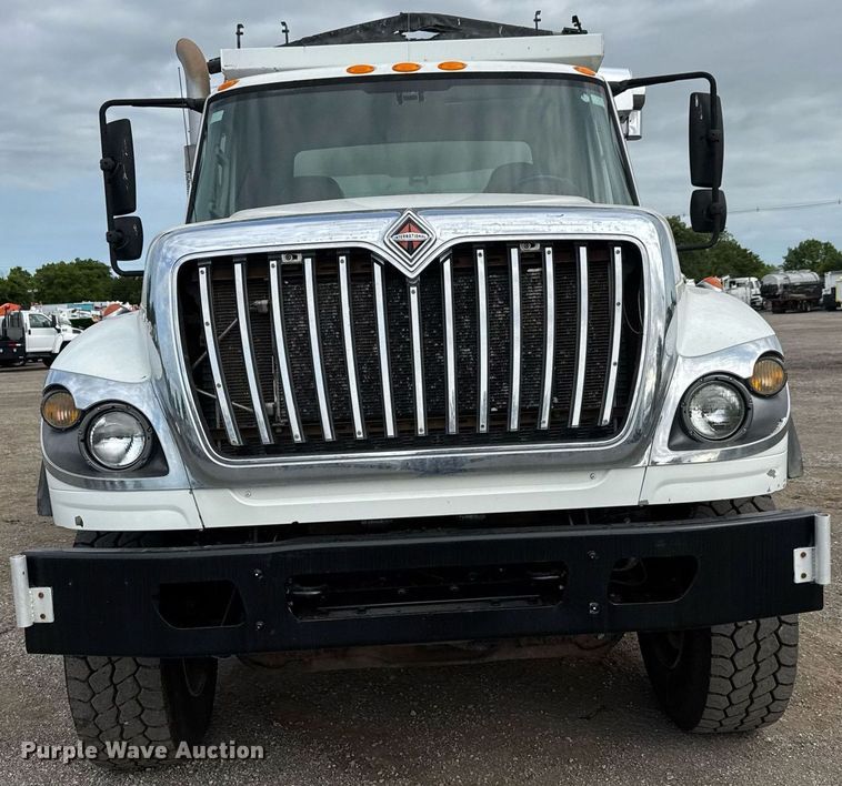 image for item DY0059 2011 International 7600 dump truck