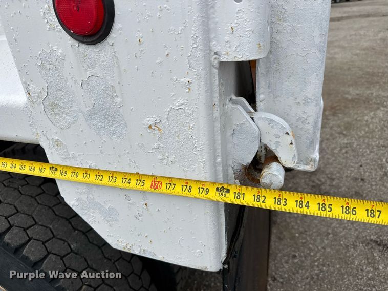 image for item DY0059 2011 International 7600 dump truck