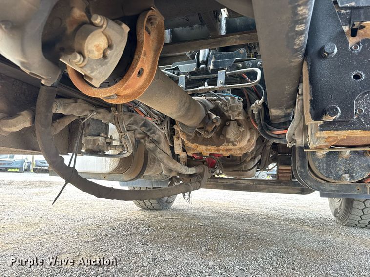 image for item DY0059 2011 International 7600 dump truck