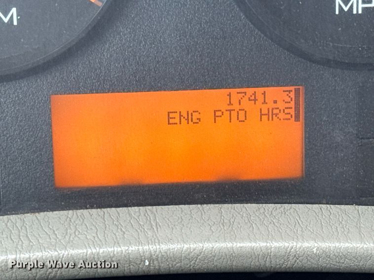 image for item DY0059 2011 International 7600 dump truck