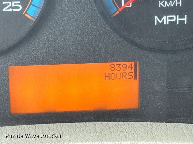 image for item DY0059 2011 International 7600 dump truck