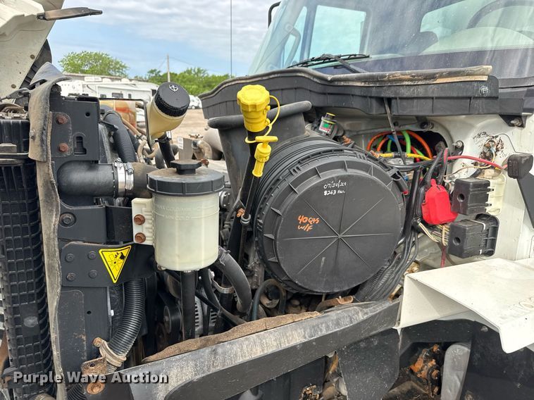 image for item DY0059 2011 International 7600 dump truck