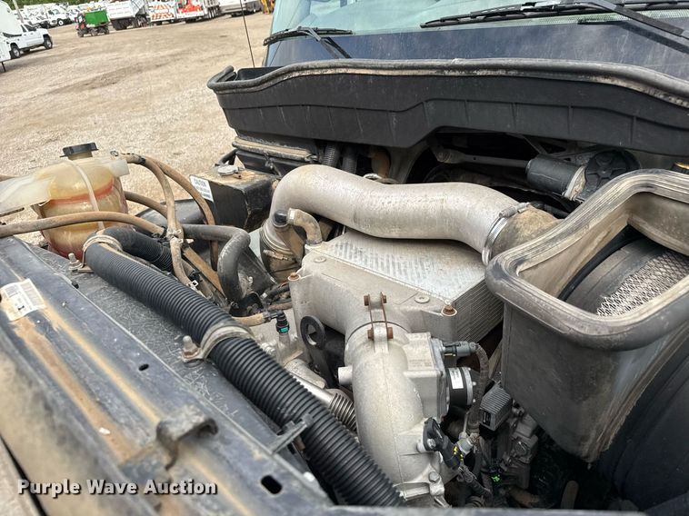 image for item DY0059 2011 International 7600 dump truck