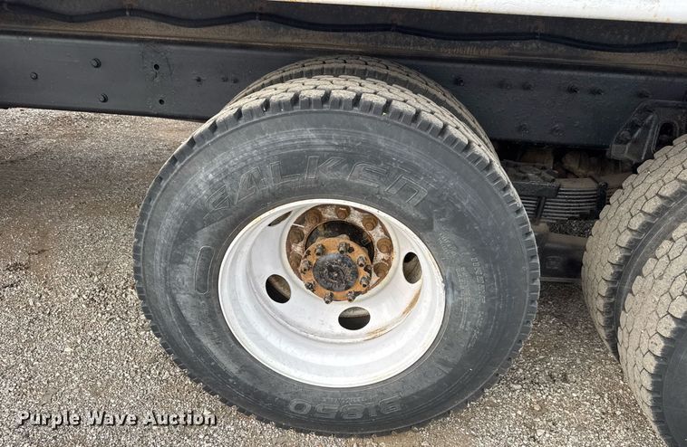 image for item DY0059 2011 International 7600 dump truck