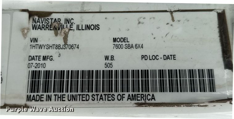 image for item DY0059 2011 International 7600 dump truck