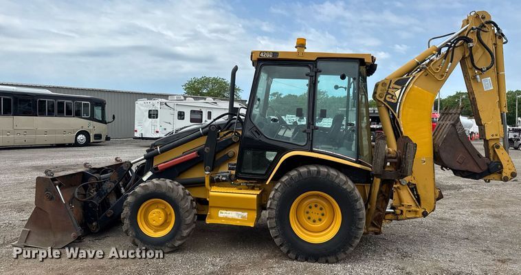 image for item DY0062 2002 Caterpillar 420D  backhoe