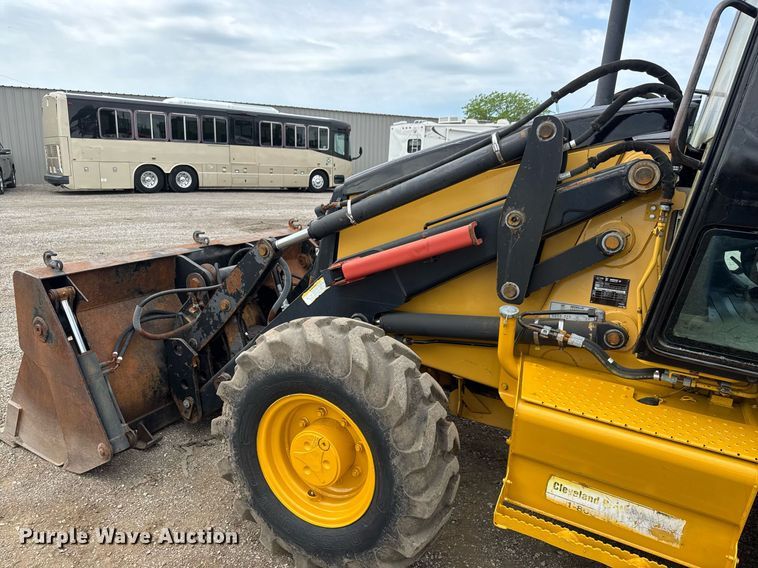 image for item DY0062 2002 Caterpillar 420D  backhoe