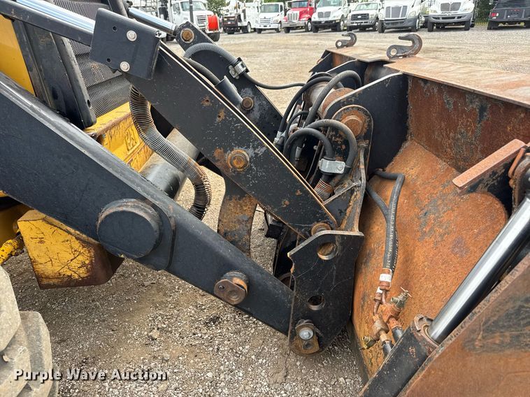 image for item DY0062 2002 Caterpillar 420D  backhoe