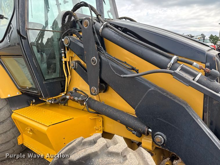 image for item DY0062 2002 Caterpillar 420D  backhoe