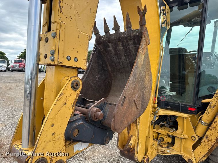 image for item DY0062 2002 Caterpillar 420D  backhoe